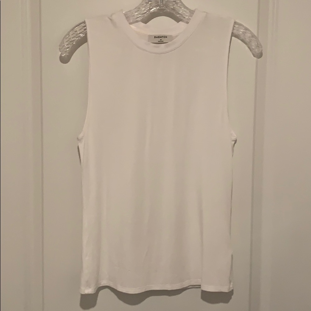 Aritzia Babaton Sleeveless Tank - White Size M